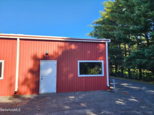 266 Unit 8 North St, Cheshire, MA, 01225 | Card Image