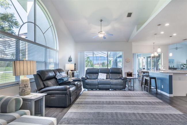 27406 Tierra Del Fuego Cir, House other with 4 bedrooms, 4 bathrooms and null parking in PUNTA GORDA FL | Image 27