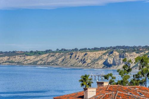 7733 Whitefield, La Jolla, CA, 92037 | Card Image