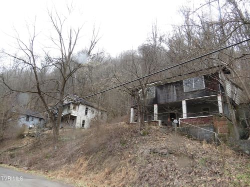 608 Park Ave, Appalachia, VA, 24216-1009 | Card Image