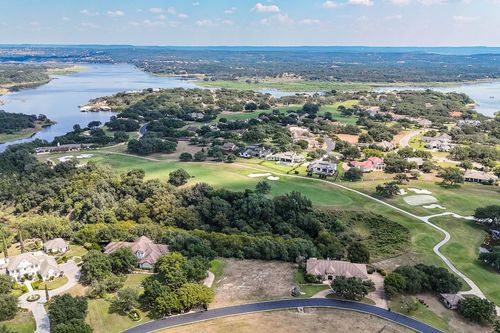 128 Hidden Springs Ct, Spicewood, TX, 78669-1466 | Card Image