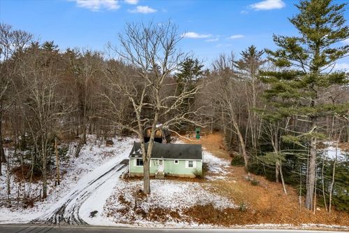 29 Lane Road, Raymond, NH, 03077 | Card Image