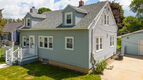 1006 13th Avenue, Grafton, WI, 53024 | Card Image