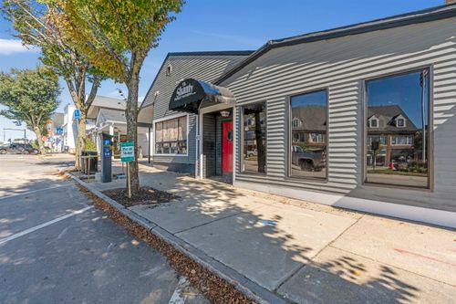 471 Central Ave, Dover, NH, 03820-3410 | Card Image