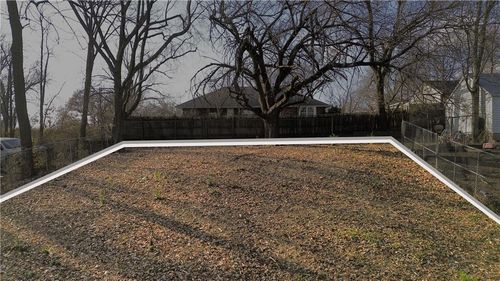 410 S Forest Ave, Sugar Creek, MO, 64054-1427 | Card Image