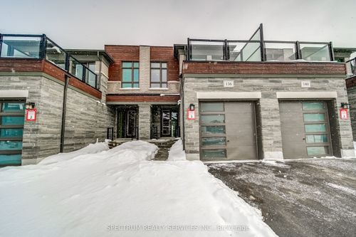 136 Adario Cres, Vaughan, ON, L3L0G4 | Card Image