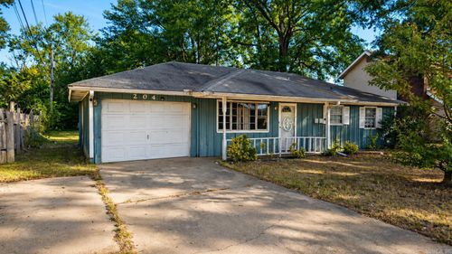 204 Truman St, Stuttgart, AR, 72160-2633 | Card Image