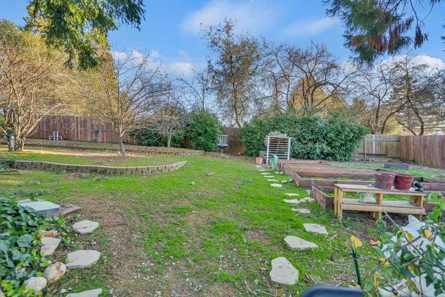 154 Crusader Road, House other with 3 bedrooms, 2 bathrooms and 2 parking in Diamond Springs CA | Image 36