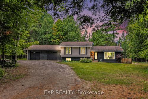 719 Darling Rd, Clayton, ON, K0A1P0 | Card Image