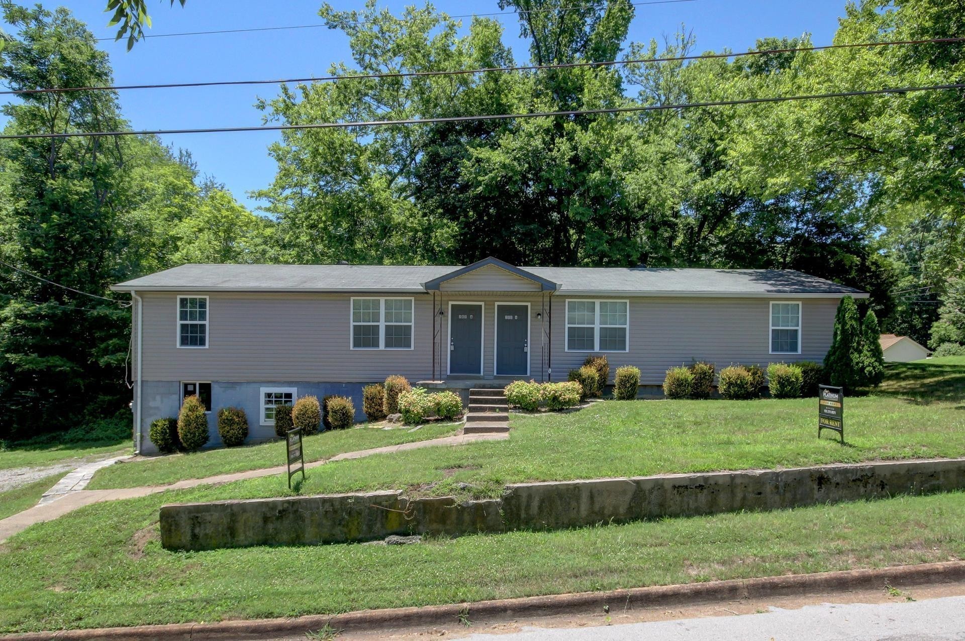 202 King Street, For Rent in Clarksville Zoocasa