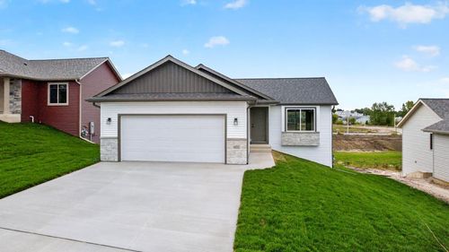 6152 Cody Ln Nw, Rochester, MN, 55901-1437 | Card Image