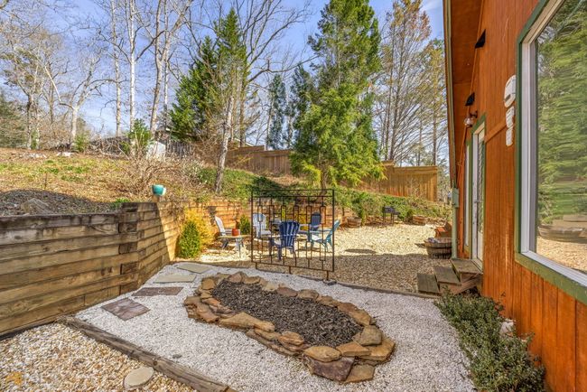 442 Shore Dr, House other with 4 bedrooms, 3 bathrooms and null parking in Dahlonega GA | Image 53