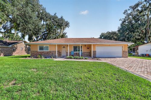 22 E Bay Ave, YALAHA, FL, 34797-3050 | Card Image
