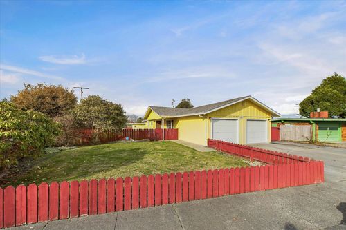 3445 Middlefield Lane, Myrtletown, CA, 95501 | Card Image