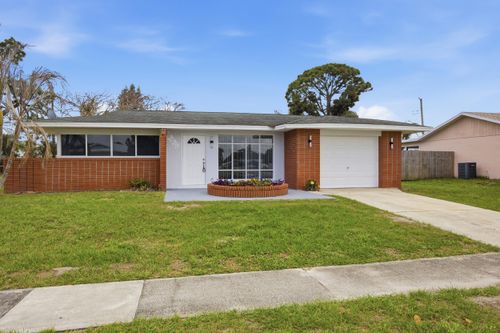 226 Sw Reynolds Ave, Port St. Lucie, FL, 34983-2045 | Card Image