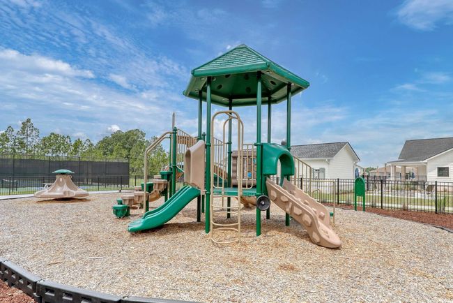 4027 Bucolic Loop, House other with 3 bedrooms, 2 bathrooms and 4 parking in Myrtle Beach SC | Image 12