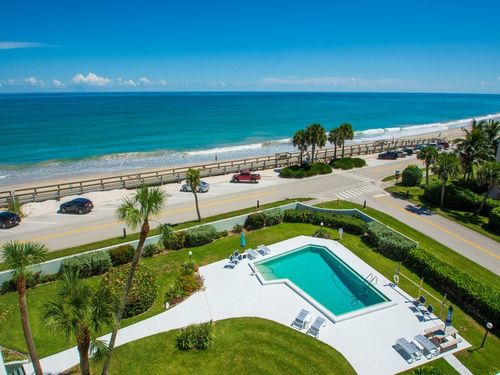 204-4049 Ocean Dr, Vero Beach, FL, 32963-1325 | Card Image