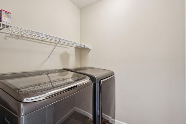 26-web-or-mls-- 8169 Central Park Way-1806-022.jpg | Image 26
