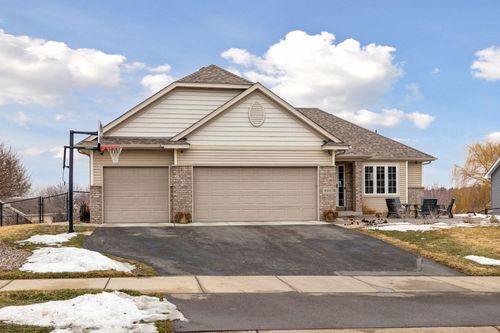909 Firethorne Trl, Jordan, MN, 55352-1856 | Card Image