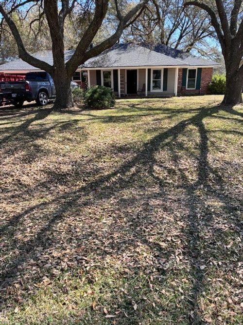 10127 Freedoms Way, Keithville, LA, 71047-8950 | Card Image