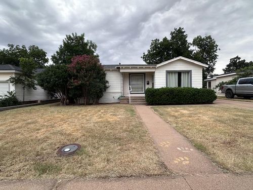 3757 Avondale Ave, Snyder, TX, 79549-5313 | Card Image
