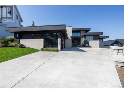 2196 Aster Crt, House other with 3 bedrooms, 3 bathrooms and null parking in Kamloops BC | Image 1