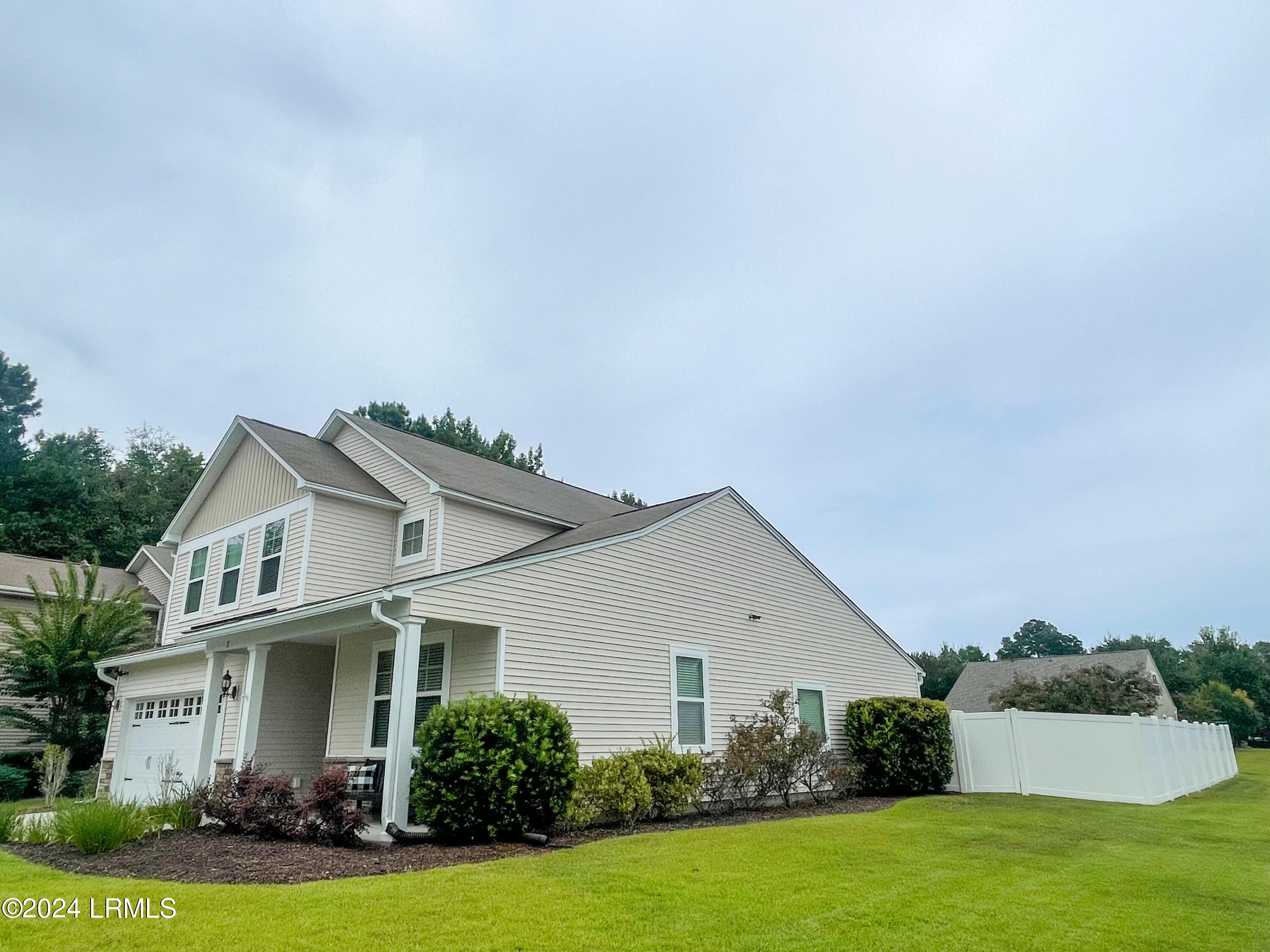 Catawba Way, Beaufort, SC 29906