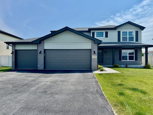 1389 Clifton Ave, Beecher, IL, 60401-3437 | Card Image
