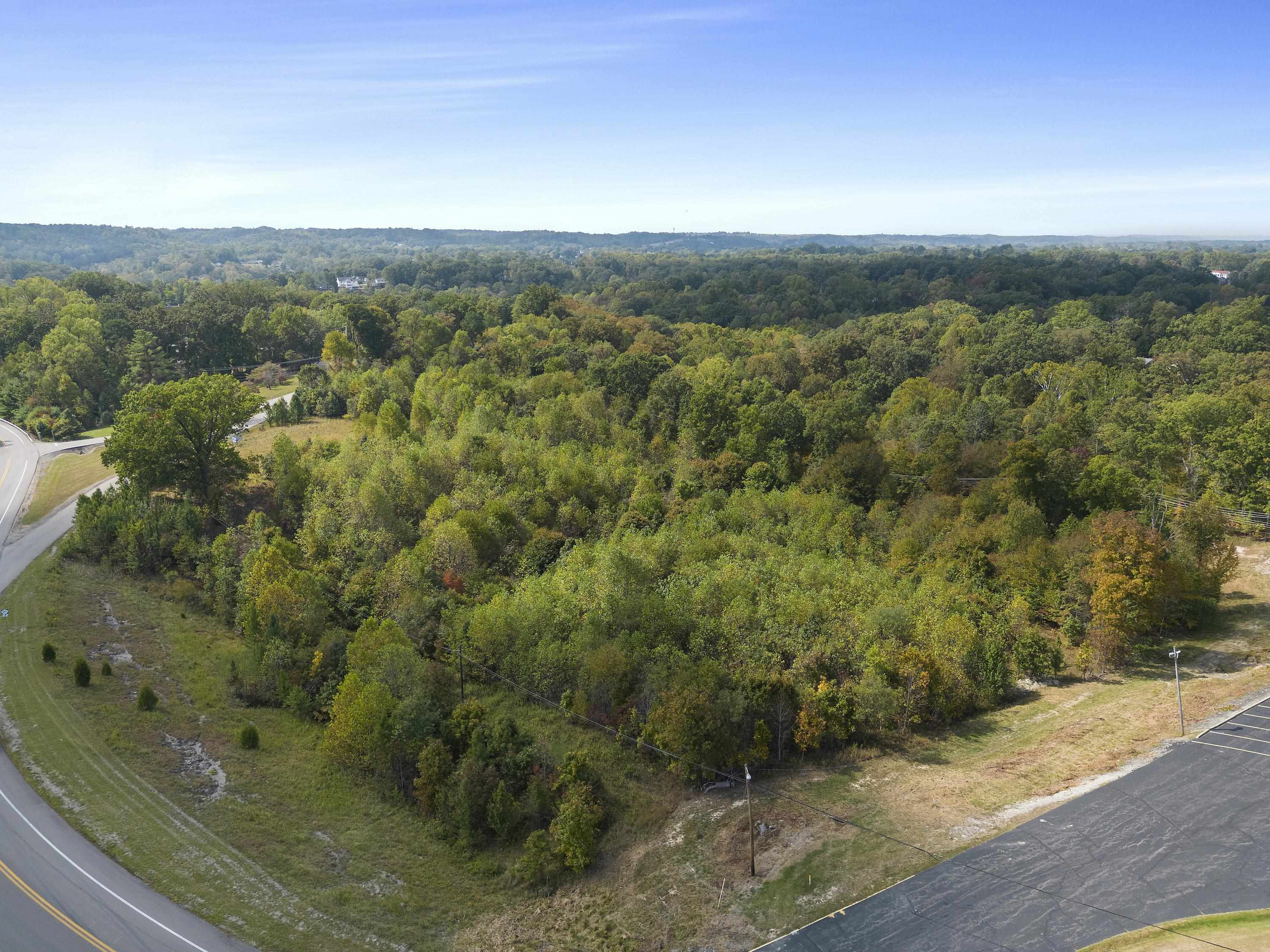 Land in Russell 4
