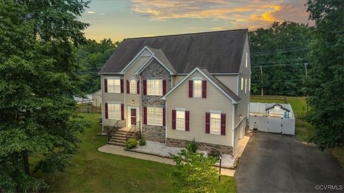 8381 Town Hall Ct, Henrico, VA, 23231-7591 | Card Image