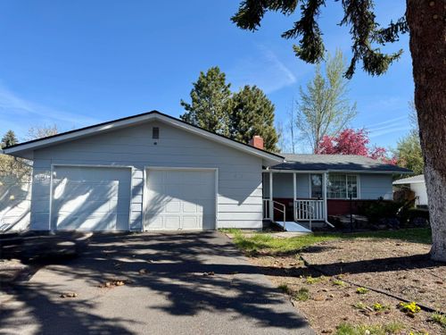 5819 Southgate Dr, Klamath Falls, OR, 97603-7662 | Card Image