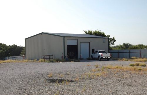2950 Fm 920, Weatherford, TX, 76088-6812 | Card Image