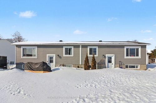 1965/1967 Devine Road, Orleans - Cumberland and Area, ON, K0A3H0 | Card Image