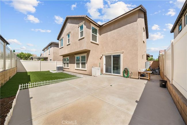 9804 Ardisia St, House other with 3 bedrooms, 3 bathrooms and 4 parking in Riverside CA | Image 26