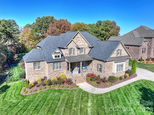 640 Winter Wheat Ct, Matthews, NC, 28104-6136 | Card Image