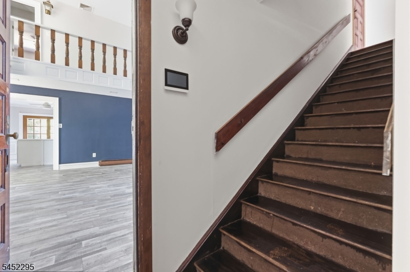 Residential in Oaklyn Boro 4