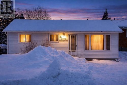 227 Charette Ave, Chelmsford, ON, P0M1L0 | Card Image