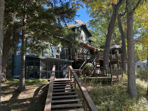 90888 Bluff Dr, Marcellus, MI, 49067-9775 | Card Image