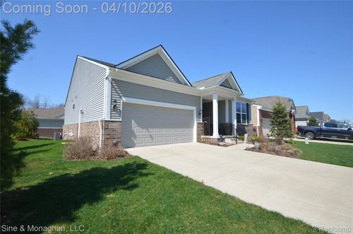 3055 Sumerlyn Ct, Auburn Hills, MI, 48326-1799 | Card Image