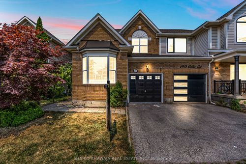 492 Collis Crt, Milton, ON, L9T5M7 | Card Image