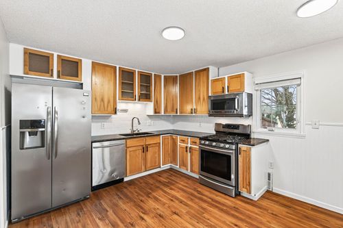 22 Mcclelland St N, Maplewood, MN, 55119-4723 | Card Image