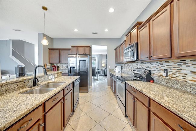 10820 Carloway Hills Dr, House other with 6 bedrooms, 4 bathrooms and null parking in Wimauma FL | Image 16