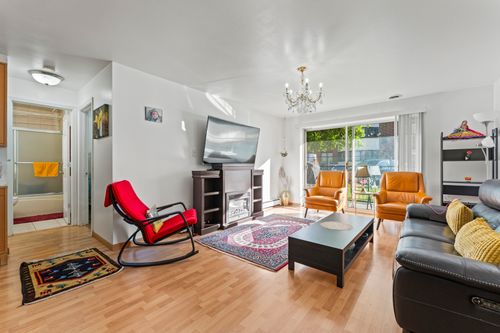 a114-5506 Lincoln Ave, Morton Grove, IL, 60053-3405 | Card Image