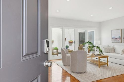 131-1919 Alameda De Las Pulgas, Redwood City, CA, 94062-2711 | Card Image