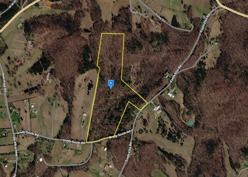 215 Grady Smith Rd, Hilham, TN, 38568-5912 | Card Image