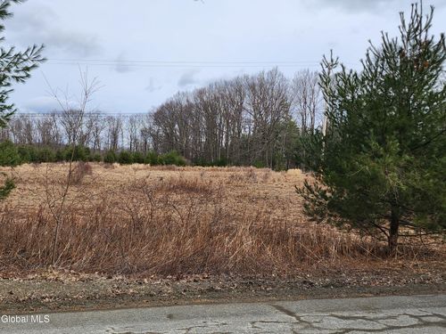 L 23.2 Lynn Rd, Averill Park, NY, 12018-2701 | Card Image