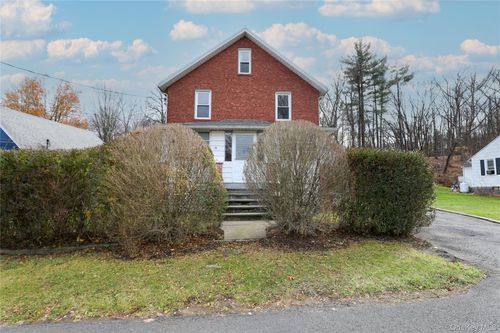30 Pettit Ave, Kingston, NY, 12401 | Card Image