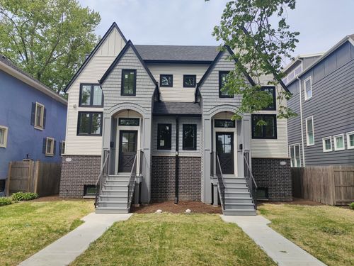 2106 Darrow Ave, Evanston, IL, 60201-3019 | Card Image