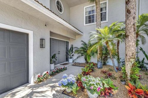 11839 Pebblewood Dr, Wellington, FL, 33414-6032 | Card Image
