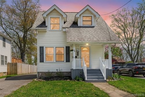 94 Hyde Park, Lockport, NY, 14094-4720 | Card Image